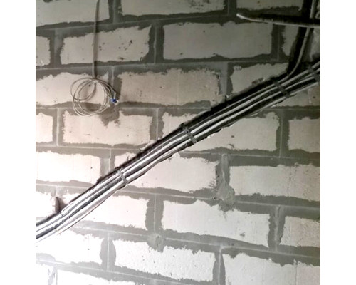 Штробление стены под нишу для дренажной помпы Hisense 150х70 мм. (Пеноблок/газобетон)